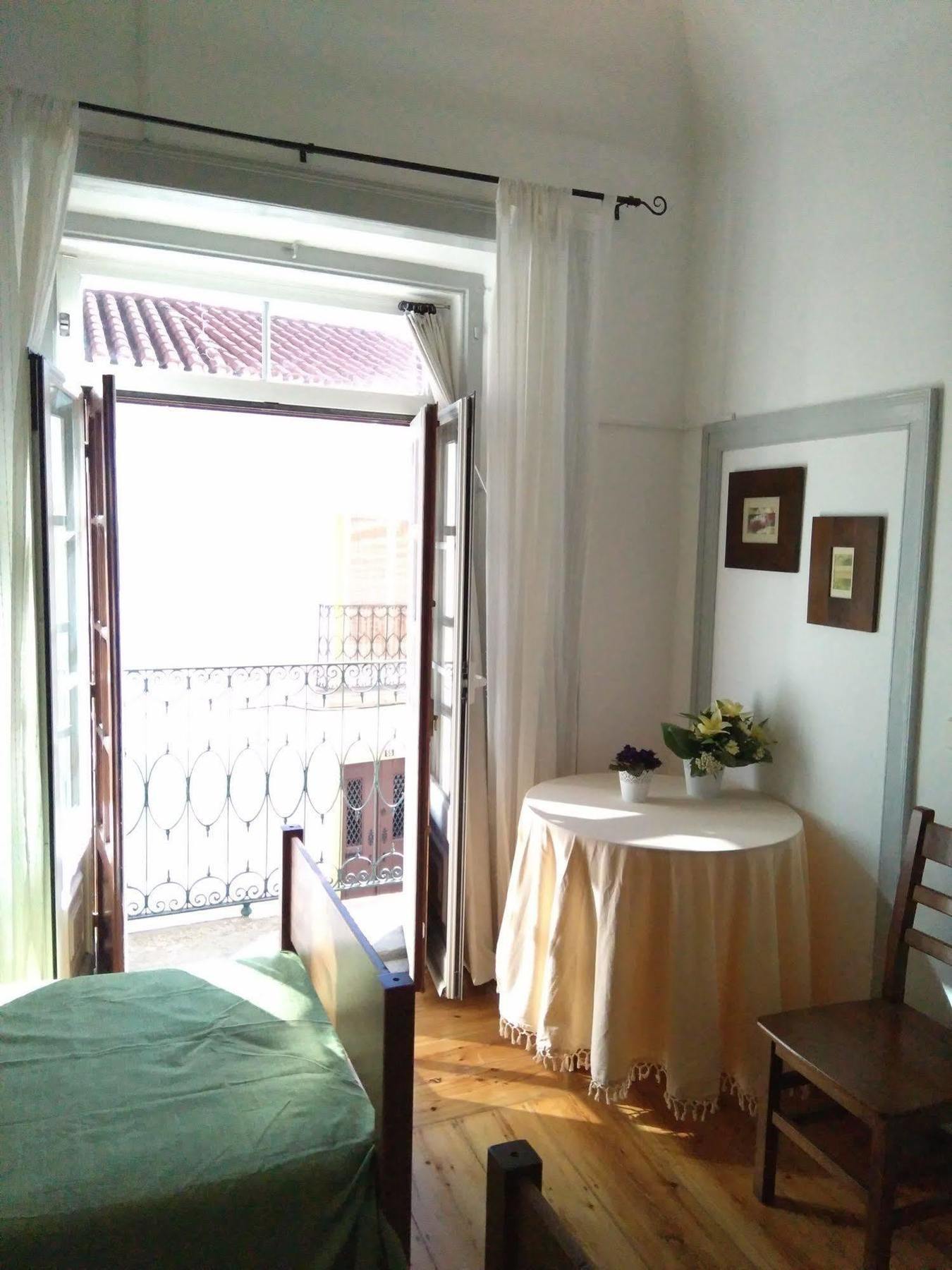 Hostel Raymundo Evora Luaran gambar