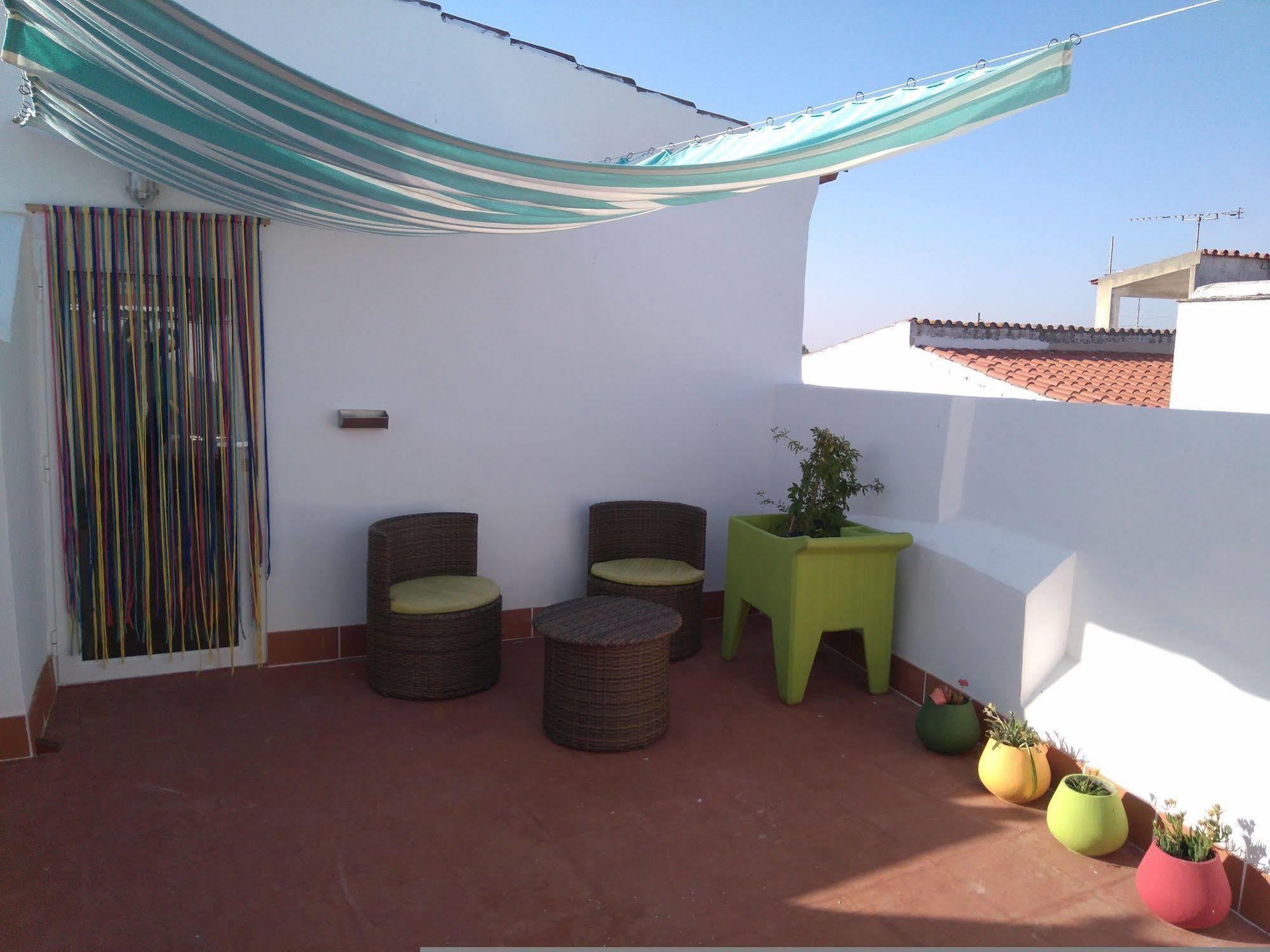 Hostel Raymundo Evora Luaran gambar