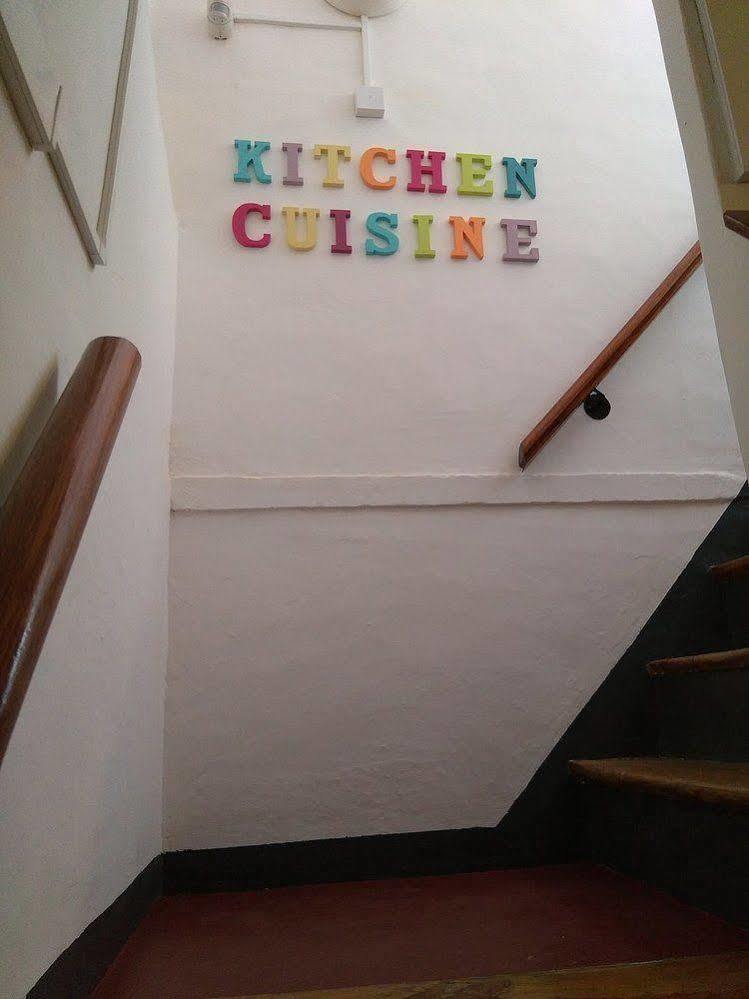 Hostel Raymundo Evora Luaran gambar